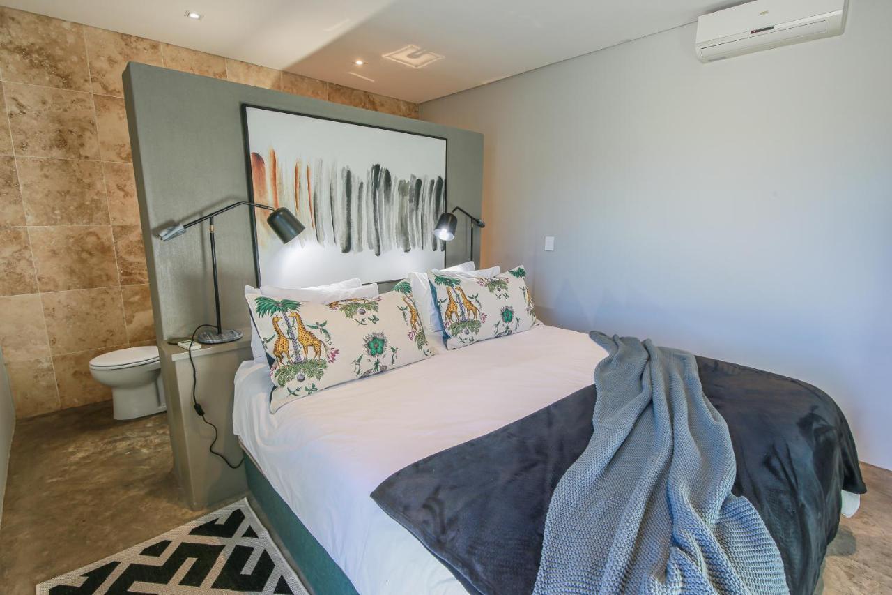Suite 9 The Village Windhoek Exterior foto